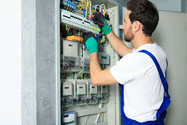 Best Electrical Troubleshooting Services  in Hollins, VA